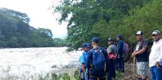 Realizan búsqueda de hombre que fue arrastrado por el Río Grande de Matagalpa