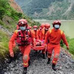 Al menos 65 personas muertas tras fuerte terremoto en Sichuan, China