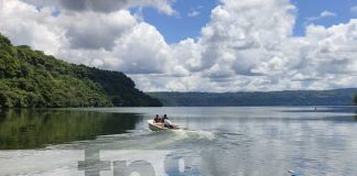 Recuperación del cuerpo de una persona en la Laguna de Masaya