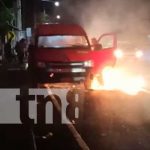 Por no andar extintor, microbús agarra fuego en Carretera Sur, El Crucero