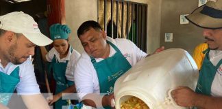 Realizan la sopa huevo de toro más grande de Nicaragua, en Juigalpa