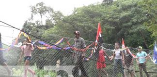 Inauguran en la Comunidad La Flor en Matagalpa un puente colgante