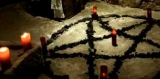 Dos jóvenes desmembraron a sus madres en un ritual satánico en Argentina