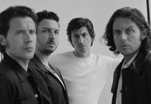 Arctic Monkeys lanza nuevo álbum The Car