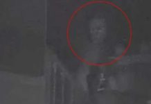 ¡De terror! Mujer capta en fotos un aterrador demonio en su casa