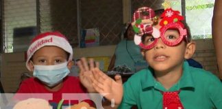 La navidad llega a los centros educativos de Managua