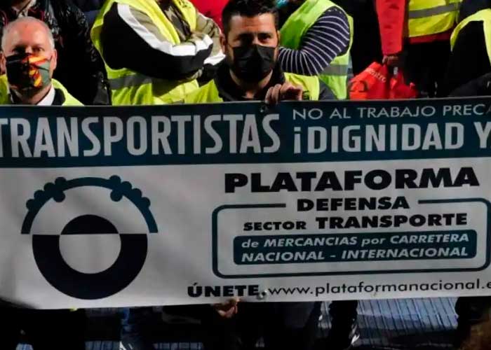 Sector transportista en España anuncia paro indefinido