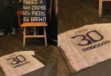 "Límpiate los pies" Bar de Francia usa la camiseta de Messi como alfombra