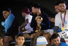 Foto: Messi y jugadores de Argentina vivieron un momento tenso