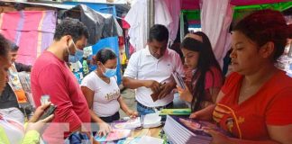 Mercado de Granada realiza feria "Ofertón Escolar"