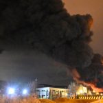 Incendio consume un edificio de la empresa de transporte en Francia