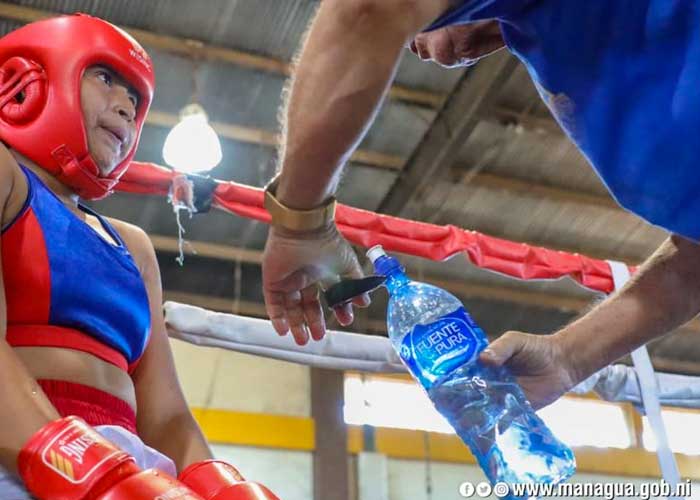 Escuelas de boxeo en Managua facilita el aprendizaje a jóvenes