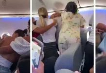 Mujeres desatan trifulca en avión con patadas e insultos