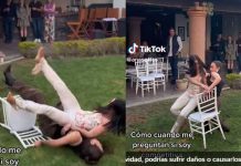 Mujeres se pelean por ganar en el juego de las sillas