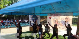 Foto: Jóvenes de Granada bailan al ritmo de música "latina" / TN8