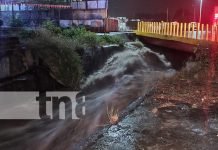 Managua: Fuerte aguacero sorprende a los capitalinos en pleno verano