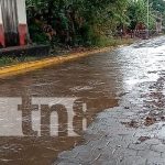 Fuerte lluvia sorprende a pobladores de la Isla de Ometepe
