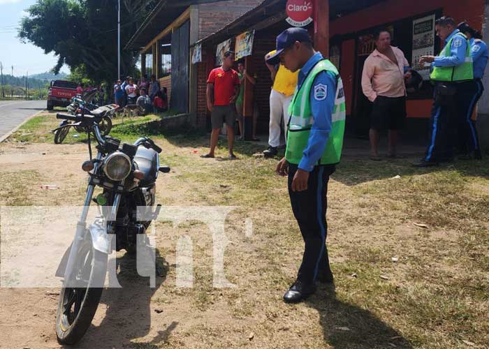 Foto; Supuesta invasión de carril provoca accidente de tránsito en Puntalitos, Jalapa / TN8