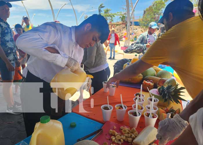 Foto: Promotoría Solidaria promueve unión familiar en la rotonda de Las Peñitas / TN8