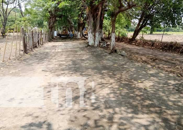 Reparan camino de acceso a Punta Jesús María en la Isla de Ometepe