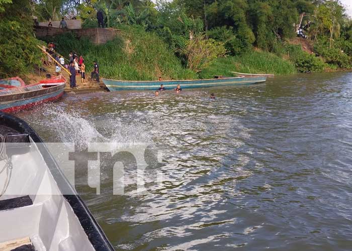 Adolescente muere al pegar la cabeza con un bote en el Río Siquia, El Rama