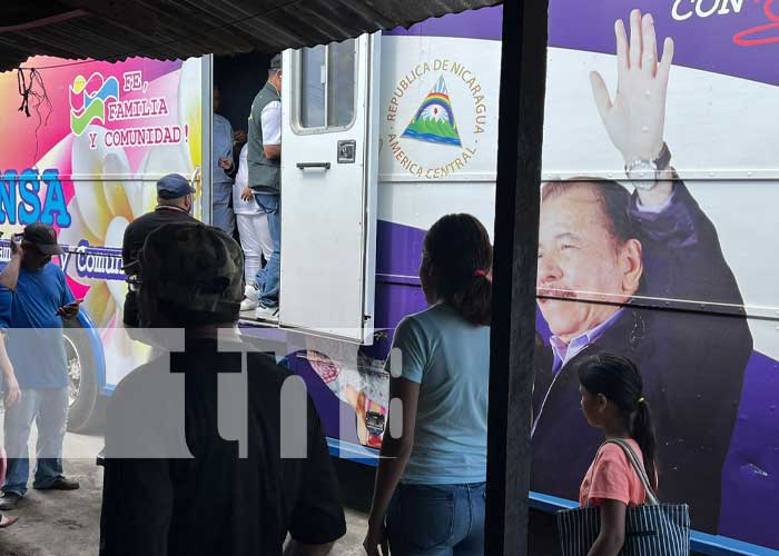 Foto: Feria de salud en un barrio de Managua / TN8