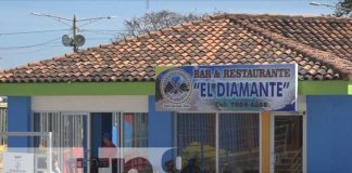 Foto: Ambiente recreativa en la zona acuática del puerto lacustre en San Jorge, Rivas / TN8