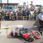 Foto: Motociclista fallece al caerle una pieza de una pala mecánica en Estelí / TN8