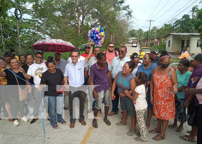 Bluefields tiene tres nuevas calles de concreto hidráulico