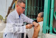 Brigadistas de salud realizan jornada de vacunación en Managua