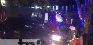 Registran accidente de tránsito entre cisterna y camioneta en Río Blanco