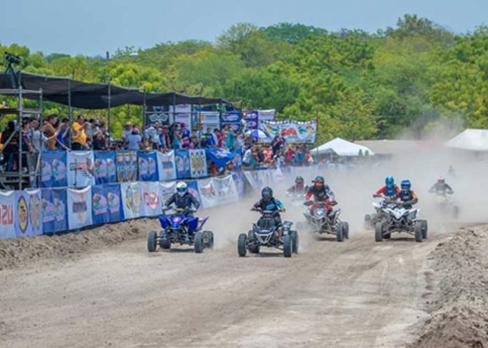 Todo un éxito el segundo Campeonato Nacional de Motocroos