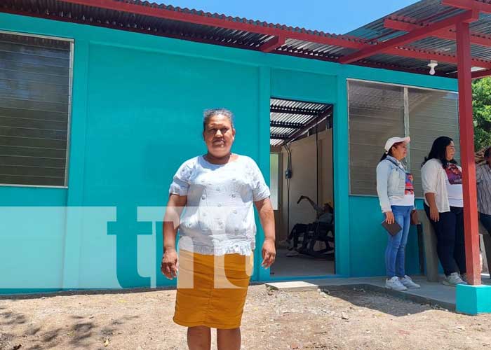 Gobierno local en Somoto entrega viviendas a familias de escasos recursos