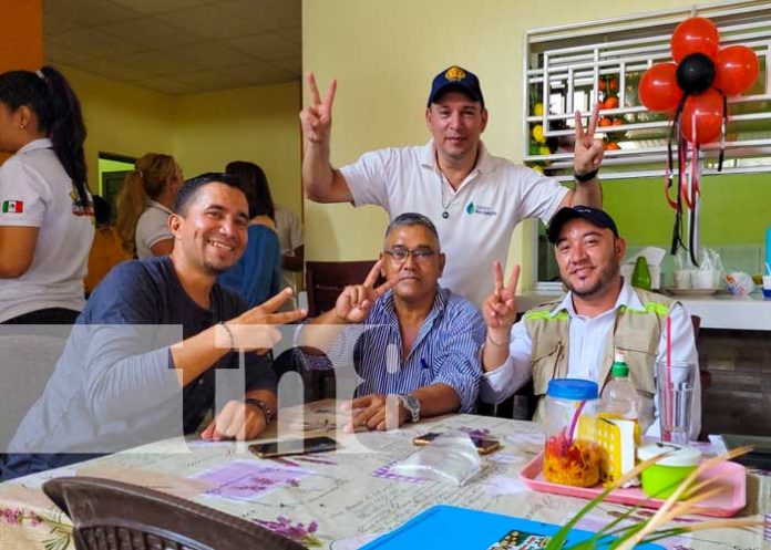 Inauguración de comedores en mercado de Ocotal