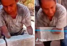 Albañil sin brazos sorprende por su habilidad para trabajar