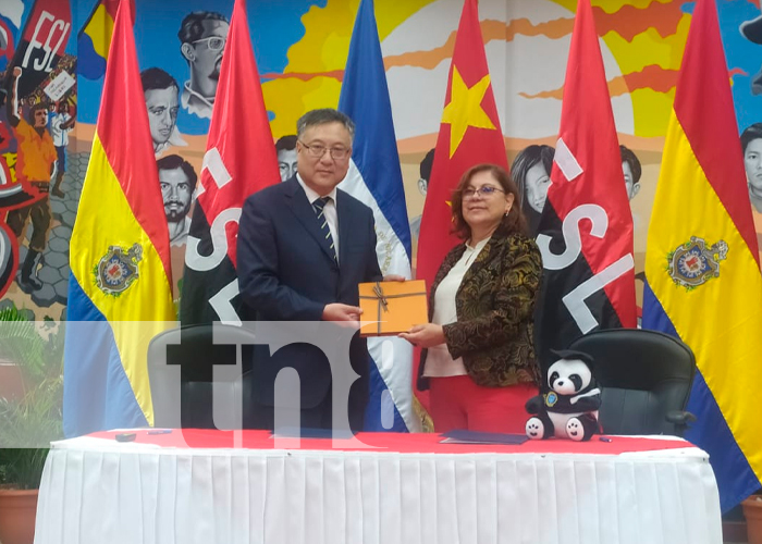 CNU firma memorándum de entendimiento con delegación de República Popular China