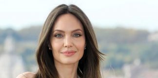 Foto:Angelina Jolie se transforma en Maria Callas y llora en clases de canto / Cortesía