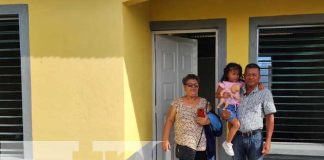 Foto: Familias leonesas son protagonistas de viviendas y lotes del programa Bismarck Martínez / TN8