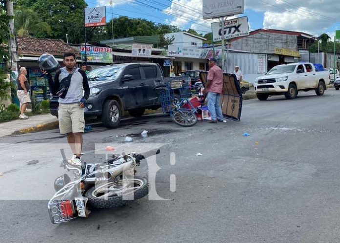 Foto: Choque entre moto y vendedor ambulante en Juigalpa, Chontales / TN8