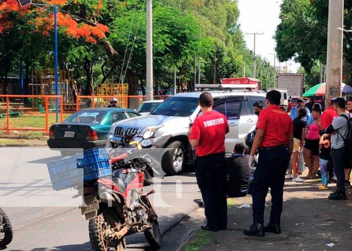 “Se tiró la intersección” imprudencia al volante provoca accidente en Managua