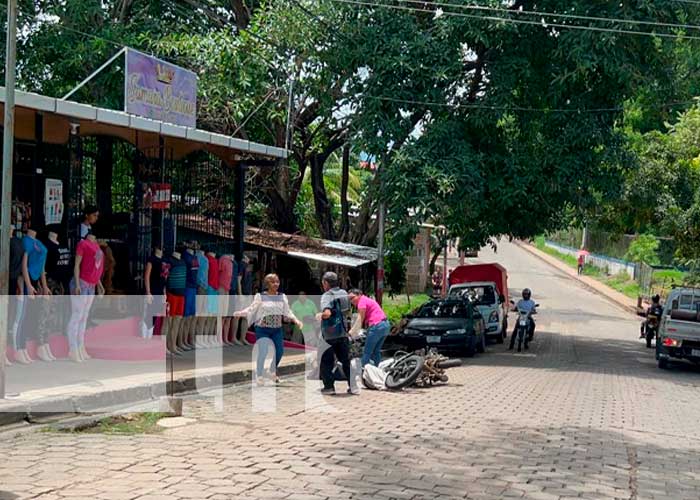 Peatón es impactado por motociclista y resulta lesionado en Juigalpa