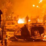 Francia continúa en llamas tras inmensas las olas de protestas