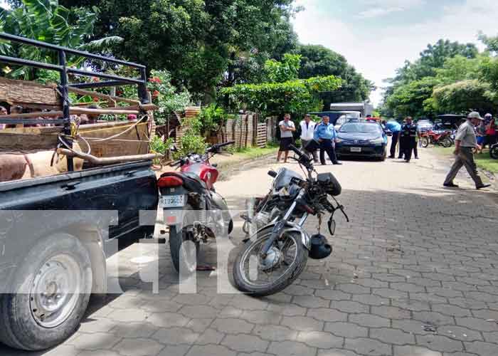 Comerciante de cerdos muere al ser catapultado por una motocicleta en Rivas