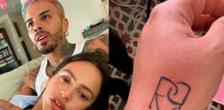 ¡Está desesperado! Fan de Rosalía pide ayuda para borrarse un tatuaje