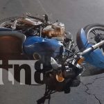 Por conducir de forma temeraria levantan en el aire a motociclistas en Managua