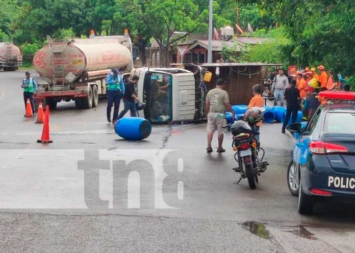 Foto: Un menor lesionado y daños materiales dejó como resultado un accidente de tránsito Lóvato Chontales, luego de que se irespera el alto / TN8