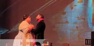 Foto: Artistas de INCANTO ponen en escena "La Bohéme", un clásico romántico / TN8