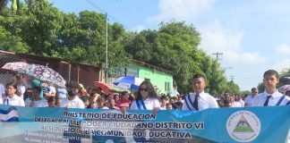 Foto: Estudiantes y maestros del distrito VI de Managua, participaron en un desfile en honor a las fiestas patrias/TN8