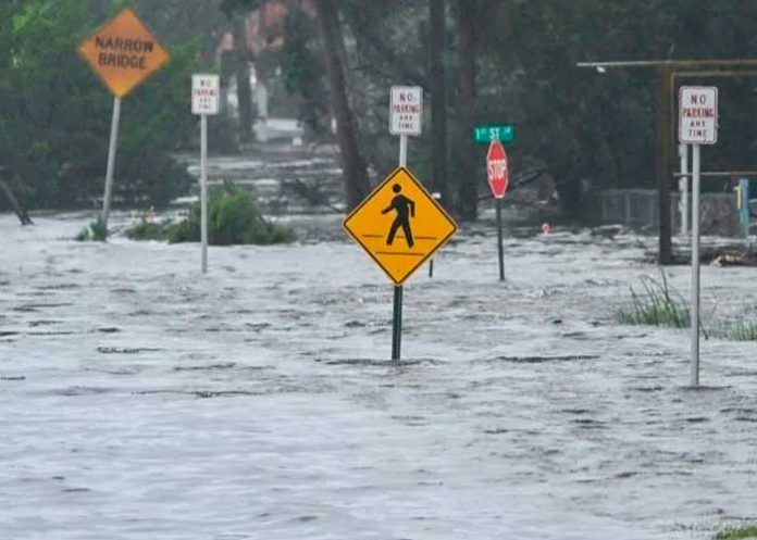 Huracán Idalia causa dos muertes y varios estragos en Florida