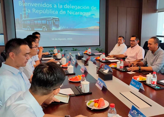 Foto: Nicaragua visita la fabrica de autobuses de la empresa Yutong/ Cortesía